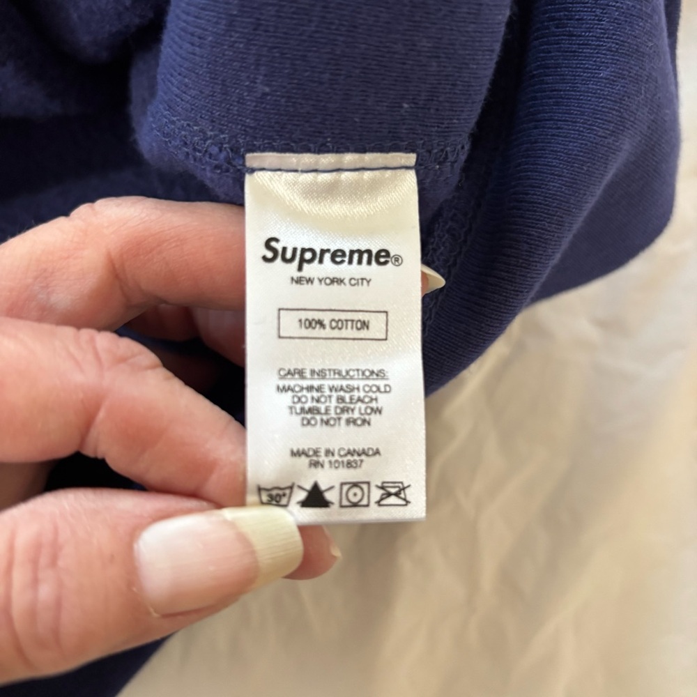 Supreme Blue Purple Hoodie Drop Shadow Spellout Logo SZ M Gently Worn 1X - Picture 11 of 14